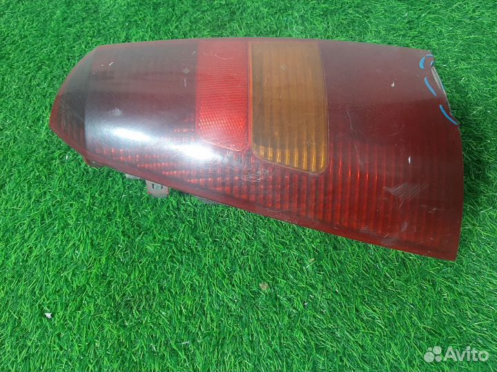 Фонарь левый на Ford Focus 1