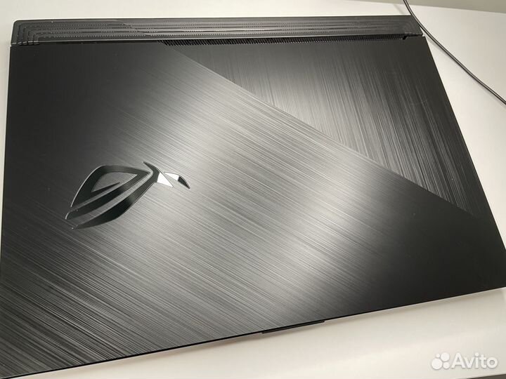 Ноутбук asus ROG Strix G17