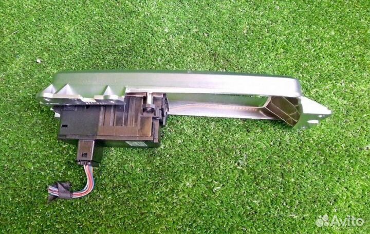 Кнопка стояночного тормоза Bmw 7 F04 N63B44A (4.4)