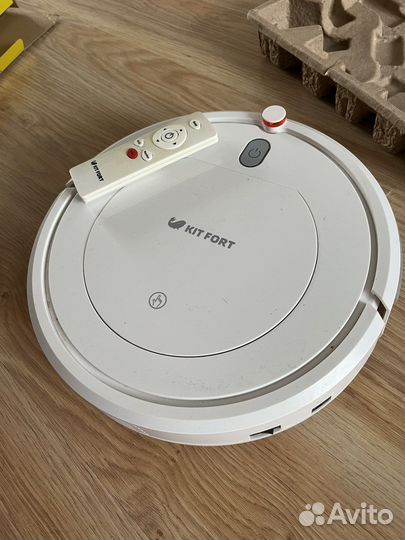 Робот пылесос kitfort KT-531