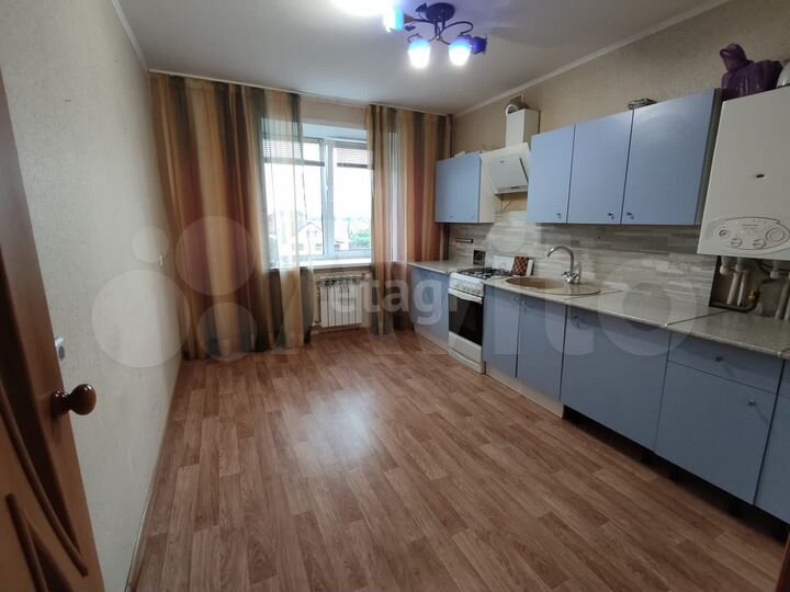 3-к. квартира, 81 м², 3/7 эт.