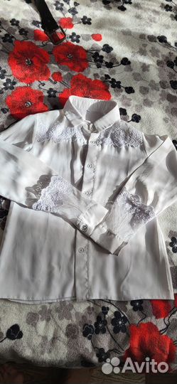 Блузка школьная