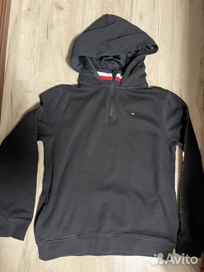 Tommy hilfiger свитшот