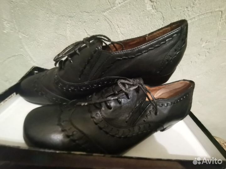 Новые итальянские туфли conni. Натуральная кожа