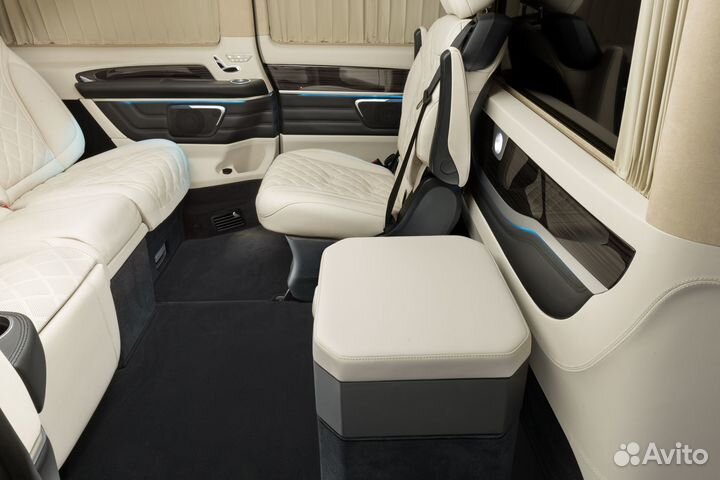 Mercedes-Benz V-класс 2.0 AT, 2022