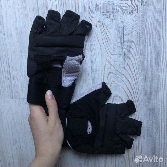 Перчатки для тхэквондо