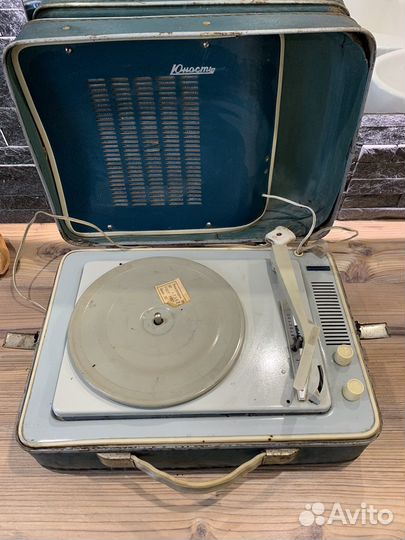 Электрофон Юность