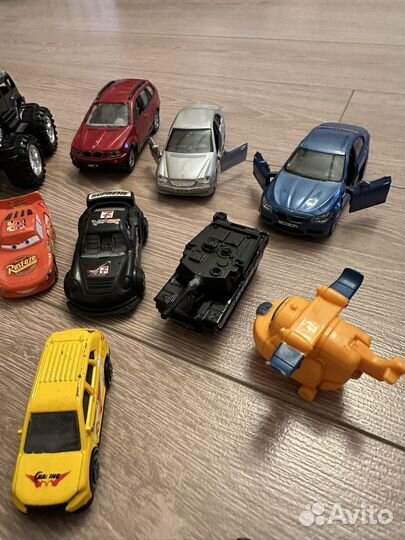 Машинки набором