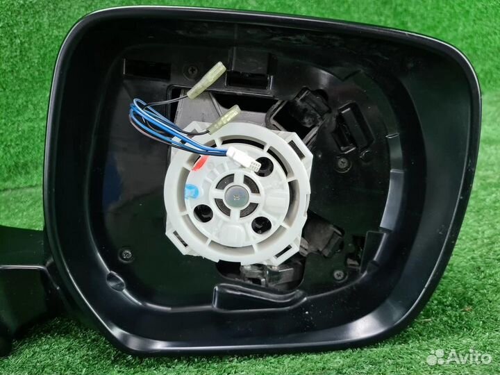 Зеркало правое Toyota Land Cruiser