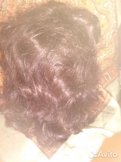 Черный искусственный парик