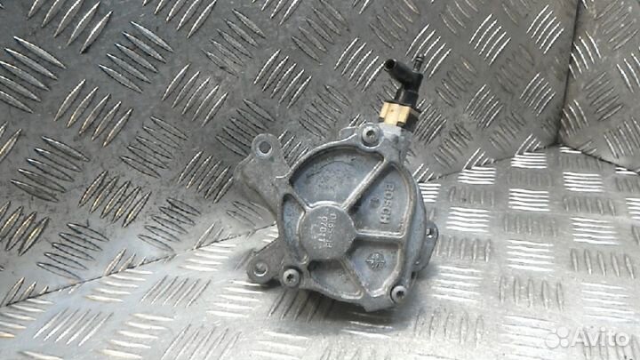 Насос вакуумный Ford Mondeo