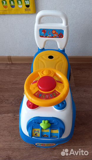 Детская машинка каталка толокар