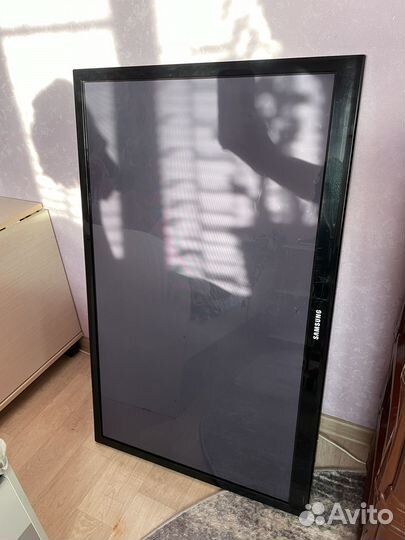 Телевизор на запчасти