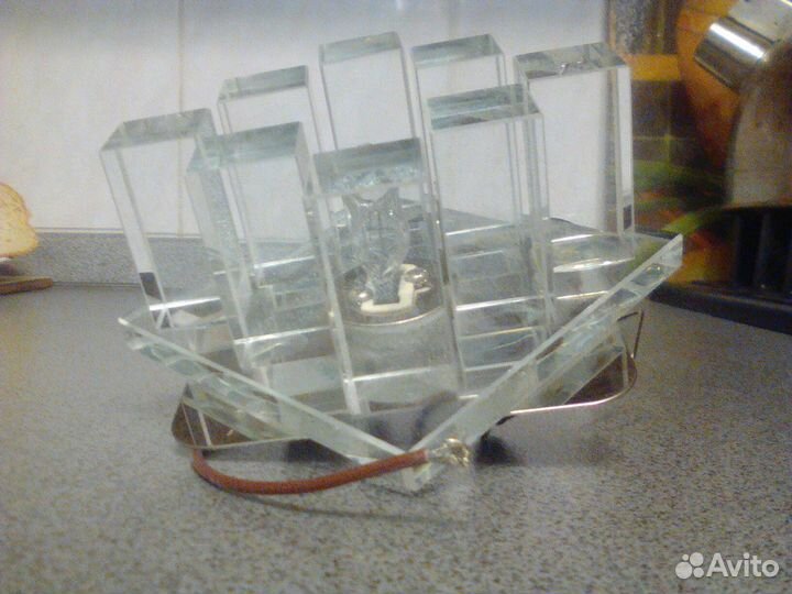 Светильник встраиваемый потолочнай