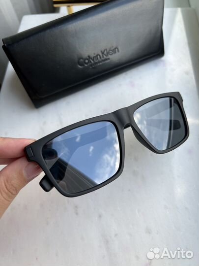 Солнцезащитные очки