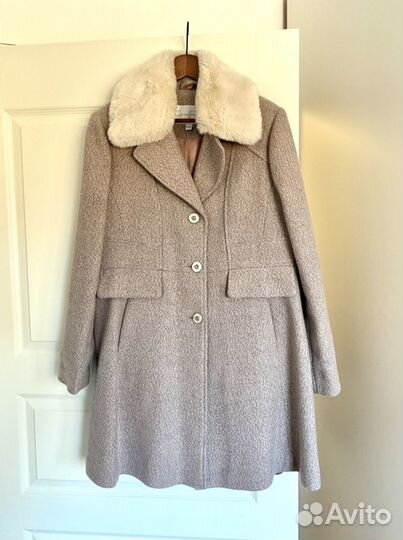 Пальто Dessica Simpson