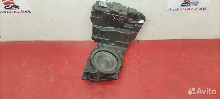 Сабвуфер Lexus RX 4