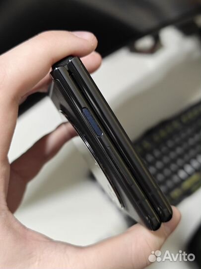 TECNO Phantom V Flip, 8/256 ГБ