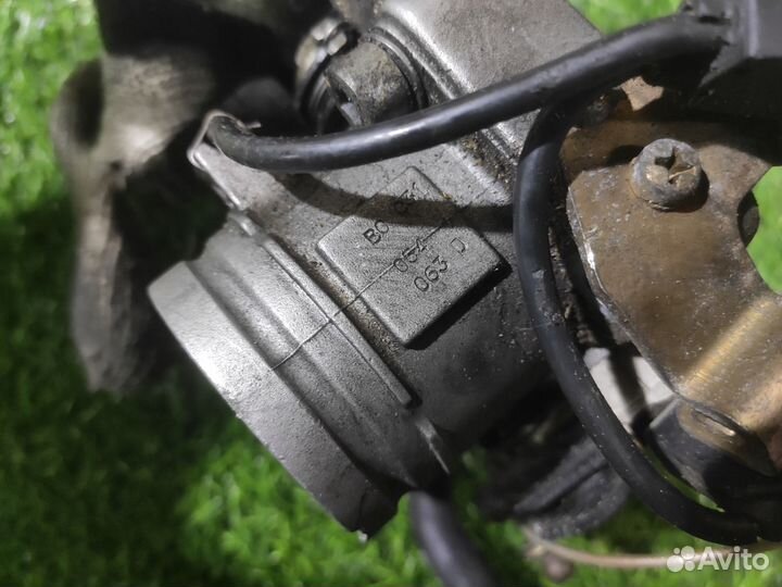 Дроссельная заслонка Audi 80 B4 2.3