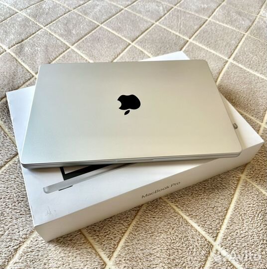 Apple MacBook Pro 14 m1 pro 16/512Gb