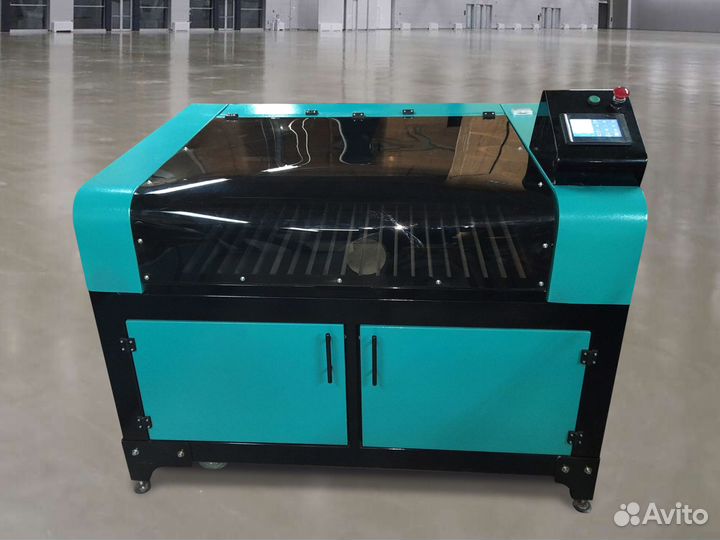 Лазерный режущий станок по пластику
