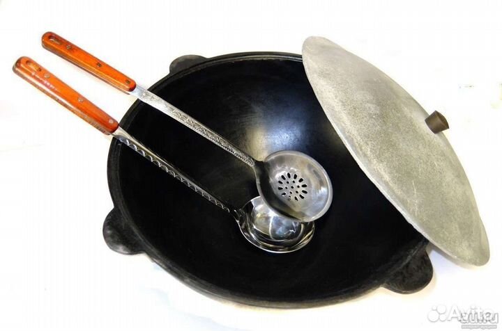 Казан чугунный 8 литров+печь с трубой с дверцей