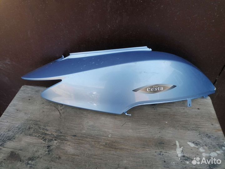 Пластик правый Honda Dio Cesta af62 af68