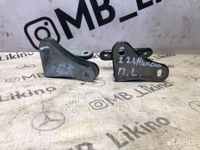 Петля двери передняя левая Mercedes S-Class W221