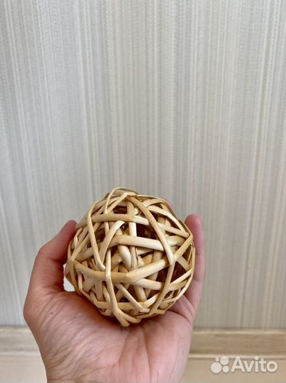 Шар и факел плетеный