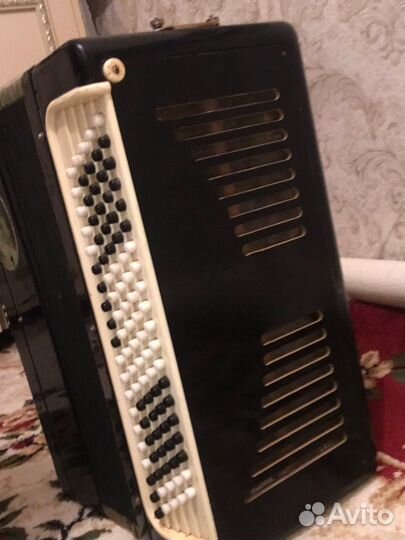 Продаю боян