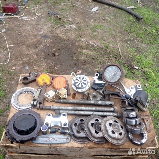 Запчасти на Иж