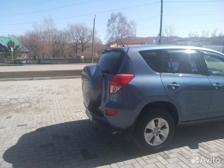 Toyota RAV4 2.0 AT, 2006, 188 600 км