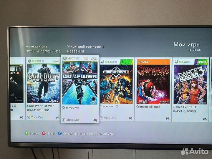 Xbox 360Е 500 гб куча игр кинект 2 джойстика