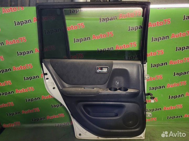 Дверь боковая задняя левая Toyota Kluger ACU25