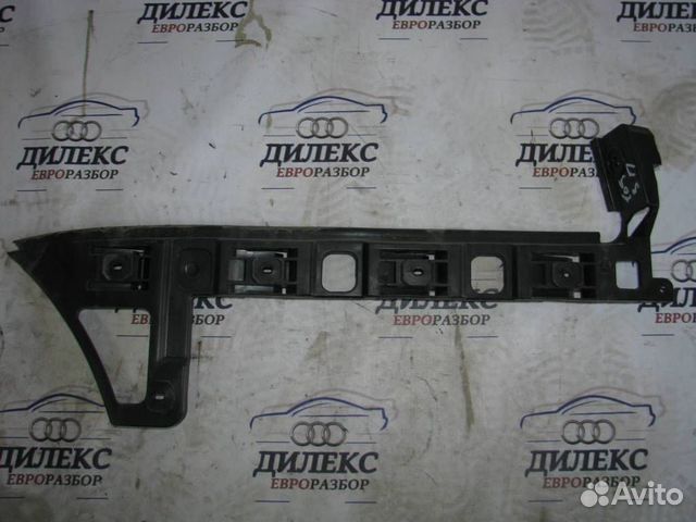 Направляющая заднего бампера правая VW Passat (B6