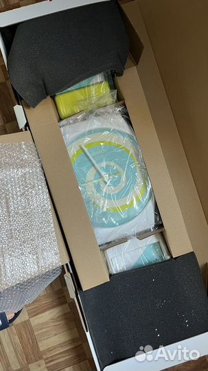 Настенные часы swatch