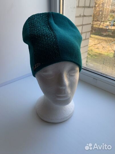 Шапка женская вязаная