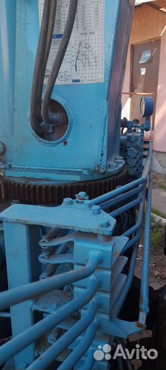 BAW Fenix с КМУ, 2008