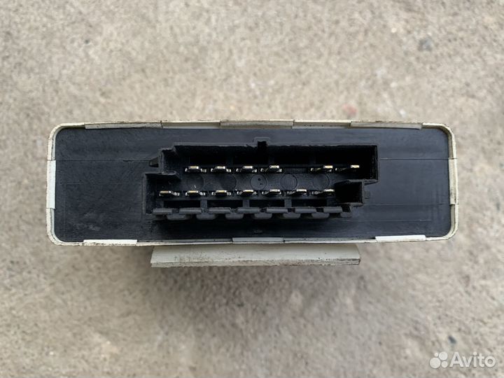 Блок управления светом Volvo 850