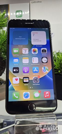 iPhone 8 Plus, 64 ГБ