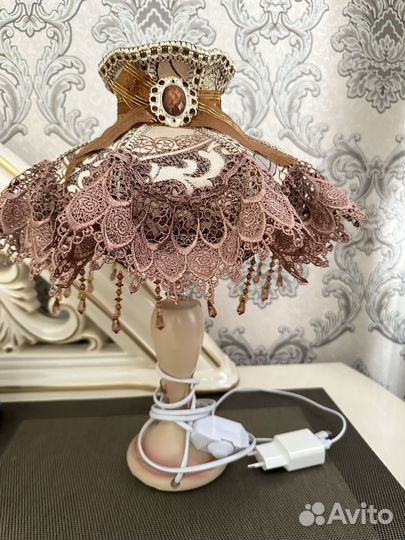 Светильник настольный