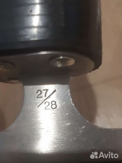 Коньки фигурные, 27