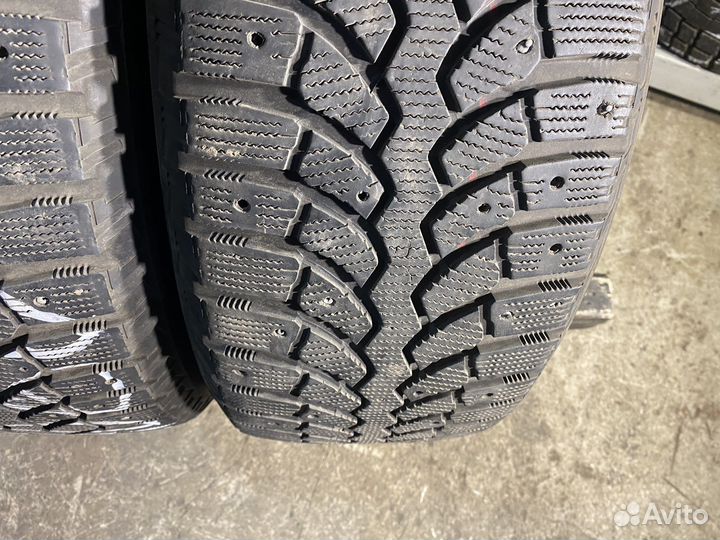 Bridgestone Blizzak Spike-01 235/60 R18 107T