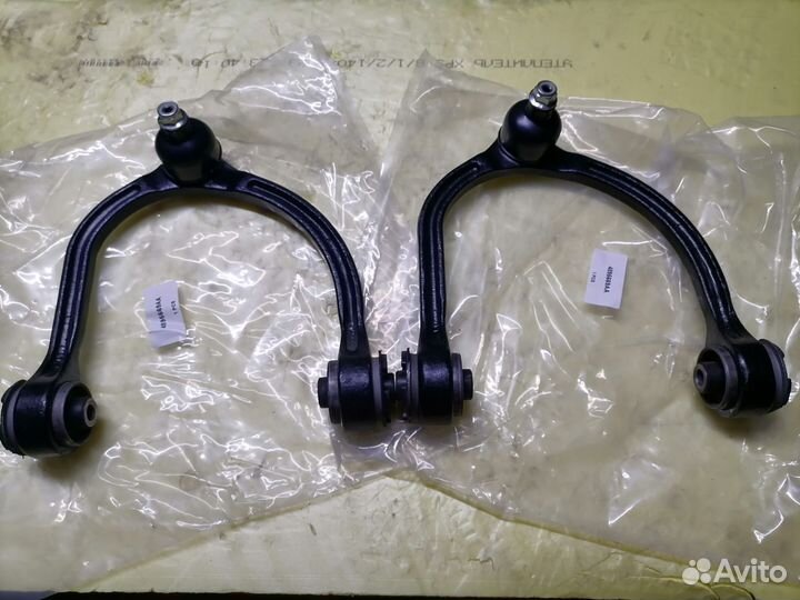 Рычаги верхние AWD Dodge Charger LD