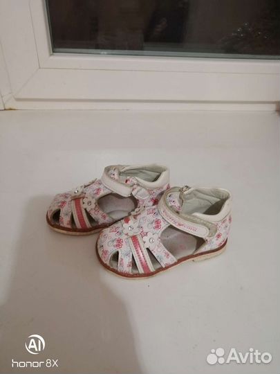 Сандали для девочки р. 22