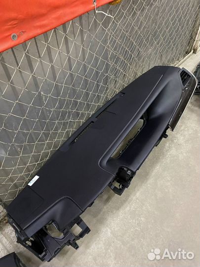 Парприз с подушкой Lexus GS 4 2015