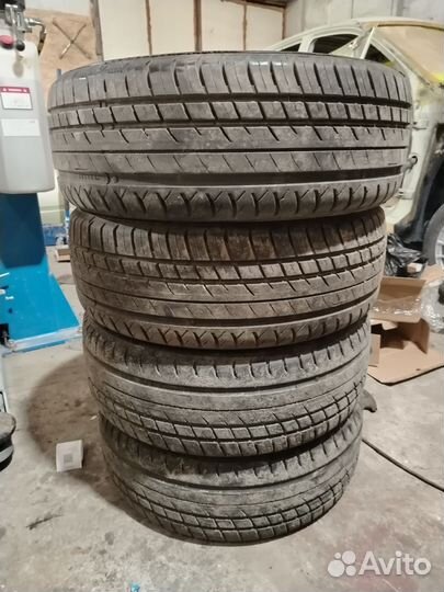 Viatti Strada Asimmetrico 205/55 R16