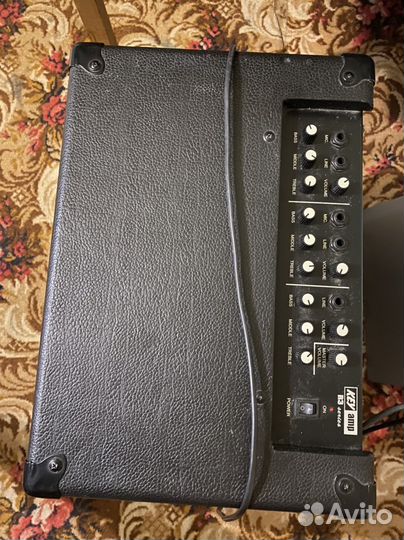 Бaсoвый комбоуcилитeль