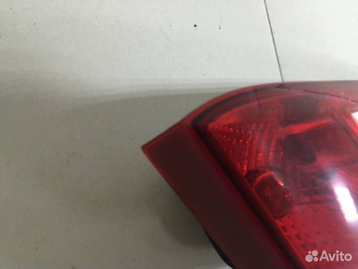 Фонарь задний внутренний правый Kia Rio 3 UB 2011