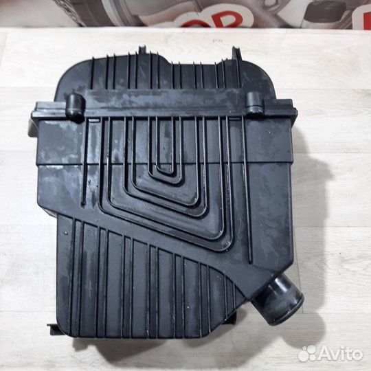 Корпус воздушного фильтра LADA Largus 2015